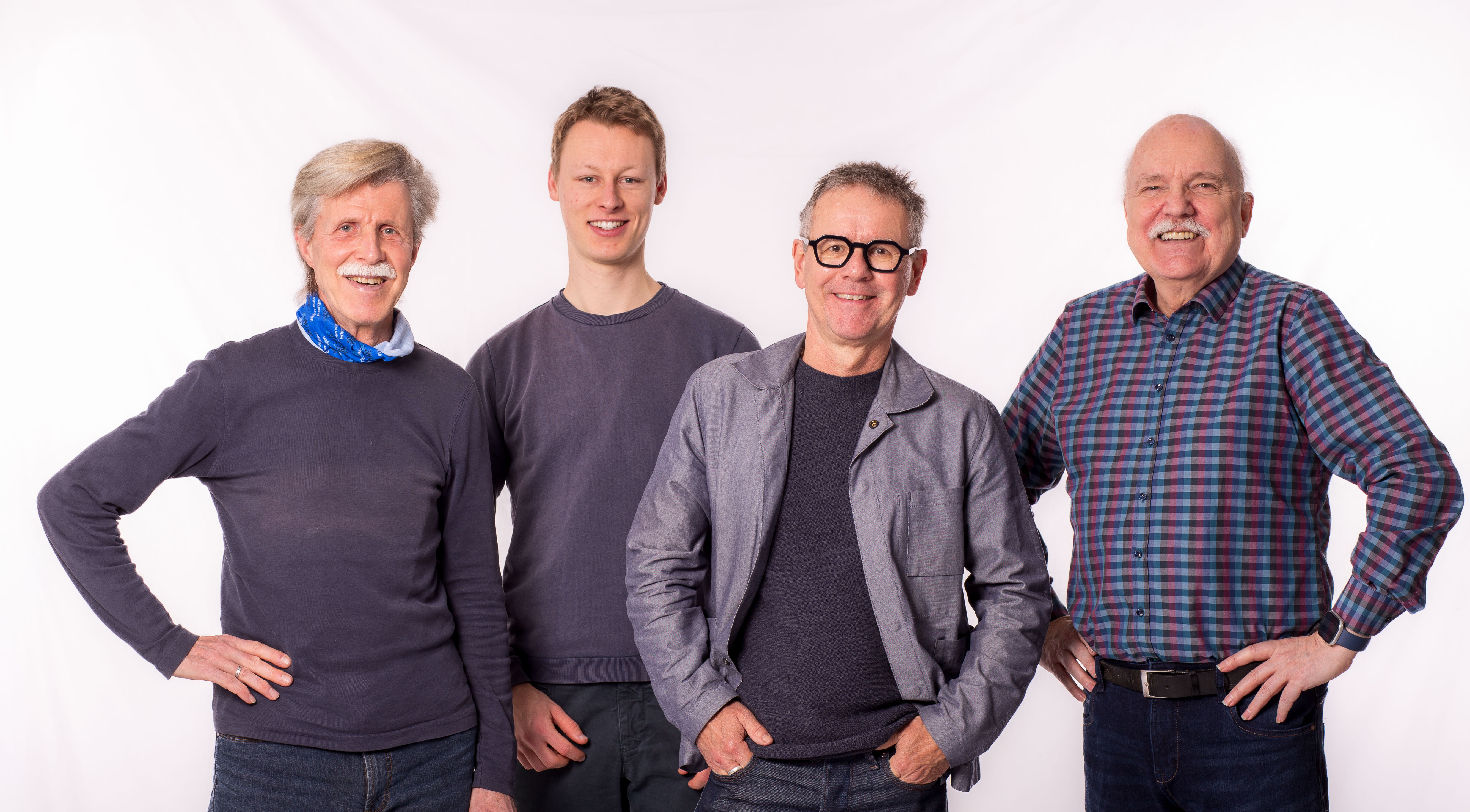 Leitungsteam der SGS Leichtathletik (von links nach rechts): John Stackmann (Vorstand und Trainer Laufgruppe), Paul Gemmel (Trainer Kinder und Jugend), Thomas Hofmann (2. Vorstand und Trainer Fitness), Peter Becker (Kassenwart)